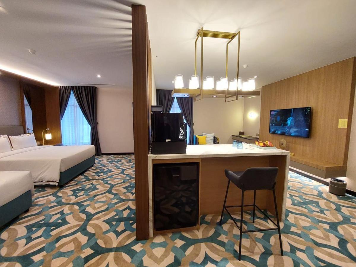 Christee Suites Hotel Malakka Dış mekan fotoğraf